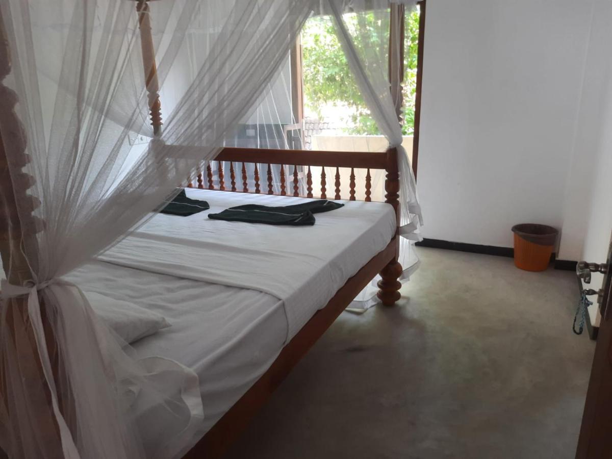 Bluefin Place To Stay Unawatuna Exterior foto