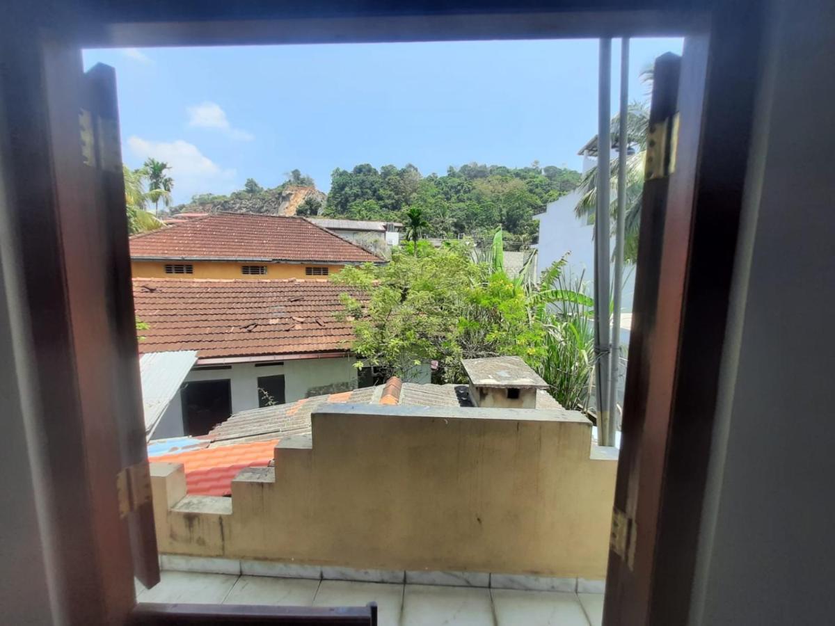 Bluefin Place To Stay Unawatuna Exterior foto